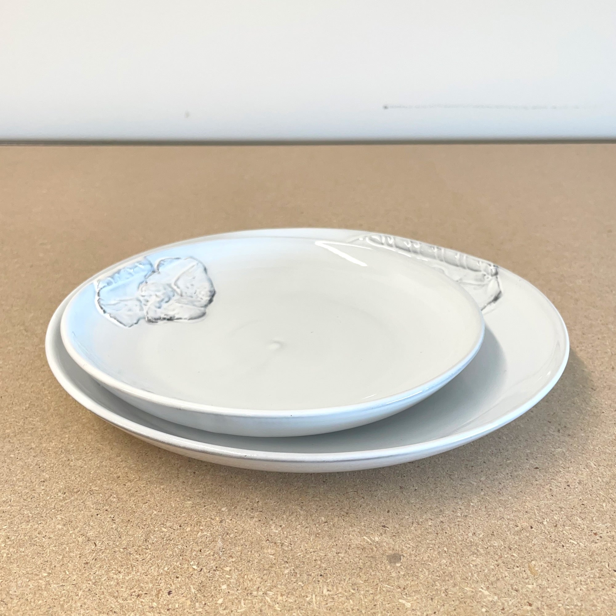 2 x Vestige shallow plate-CARRON-Paris