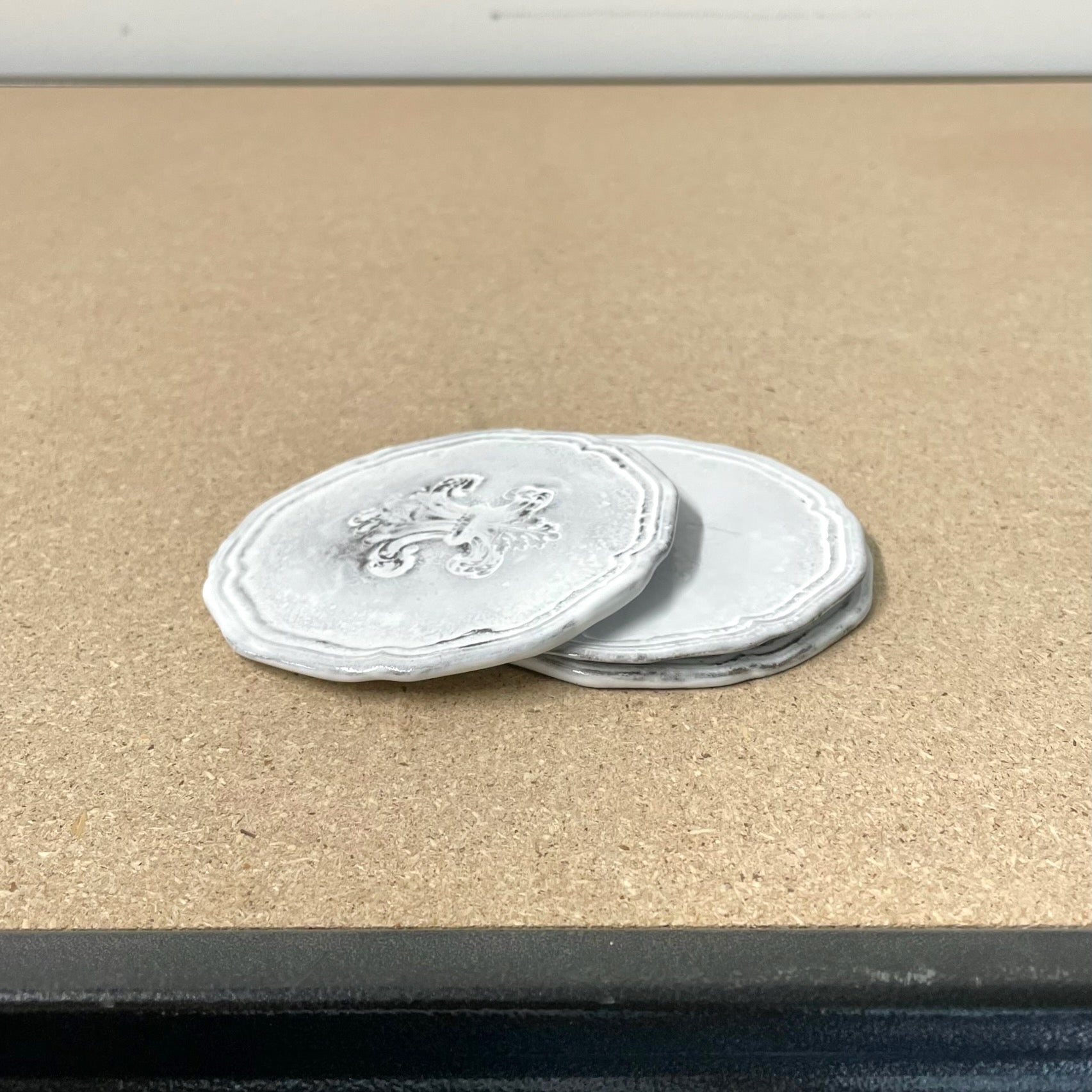 3 x Fleur de Lys coaster-9,5x9,5x0,5cm-CARRON-Paris