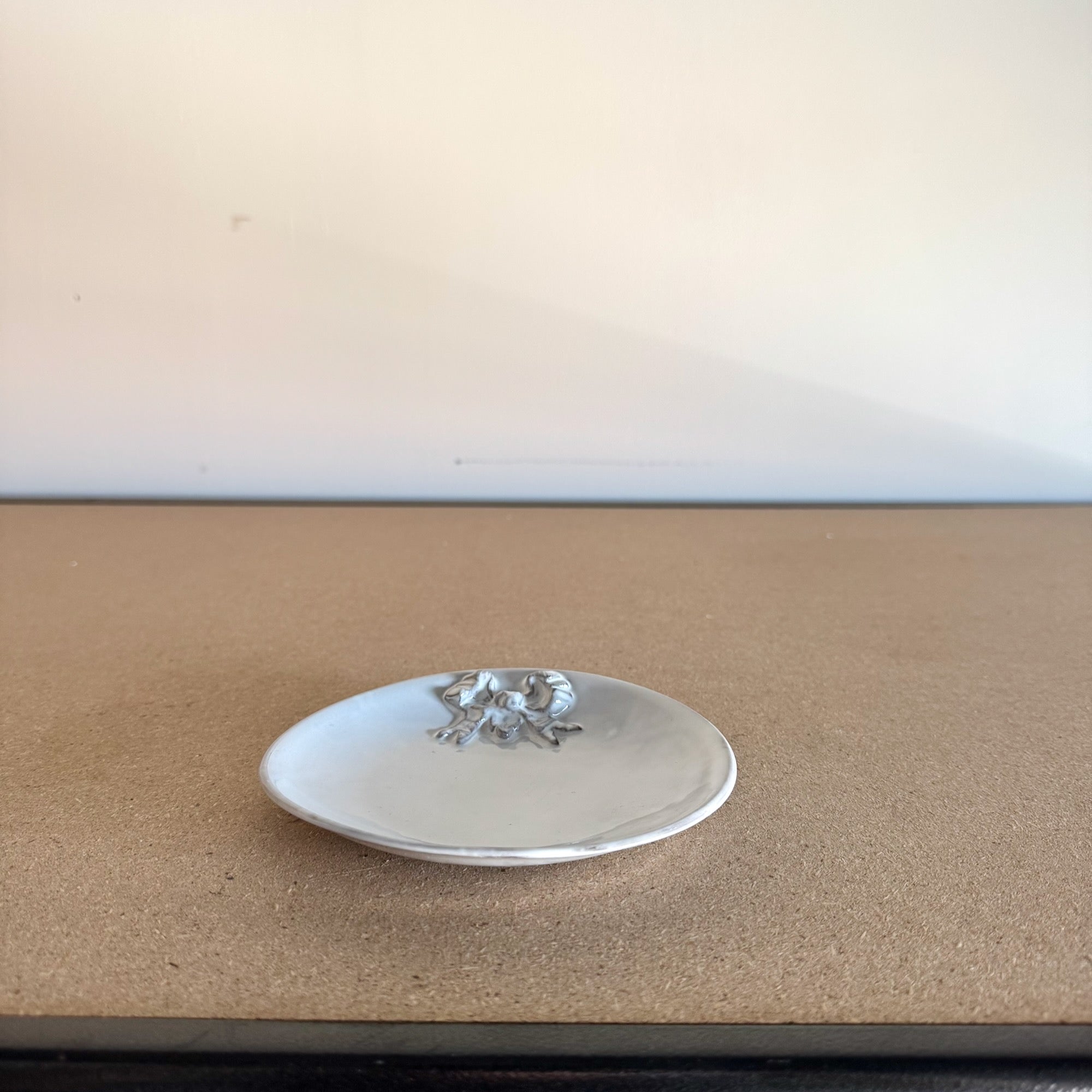 Marie-Antoinette ribbon plate 14⌀