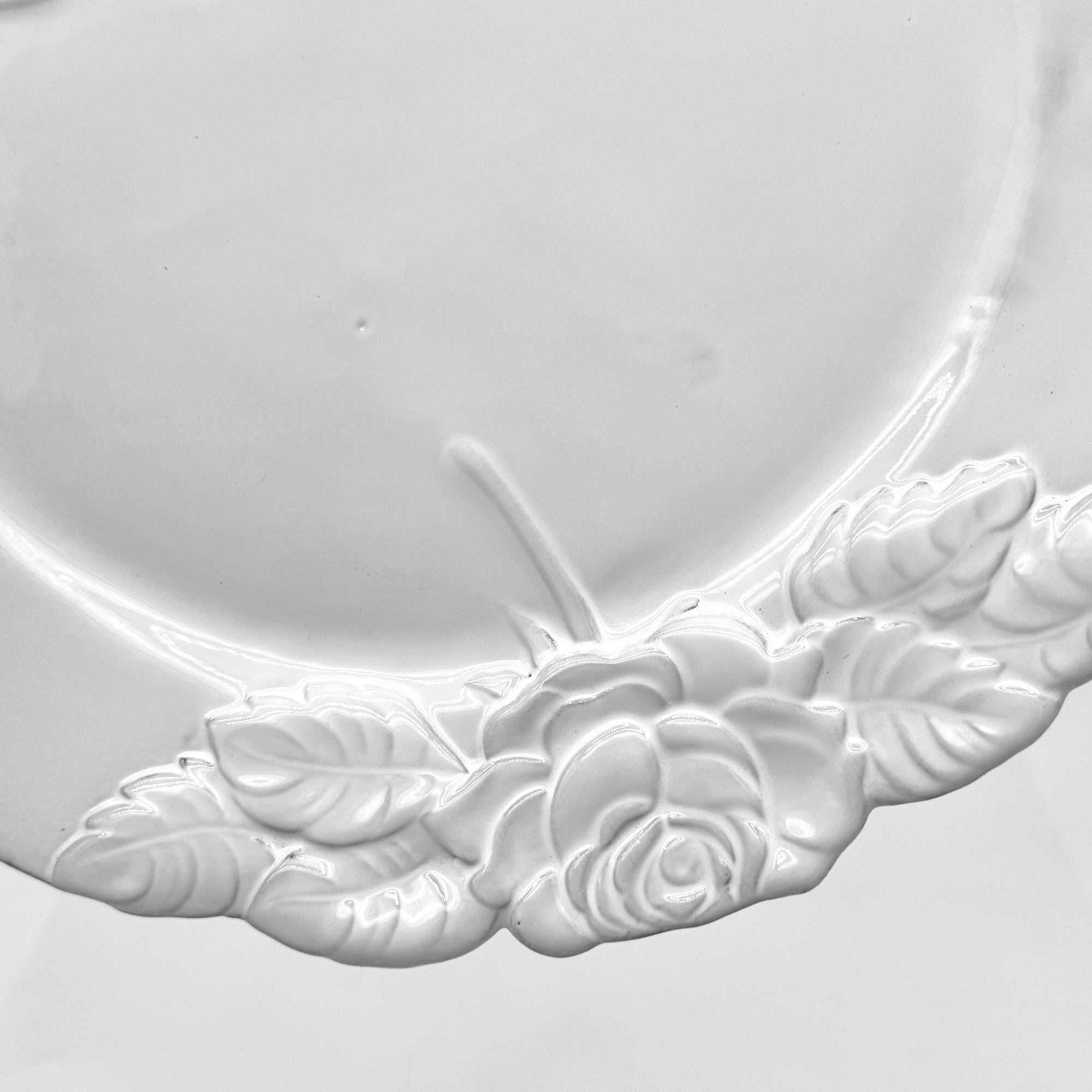 Rose plate Gold bee ⌀ 28