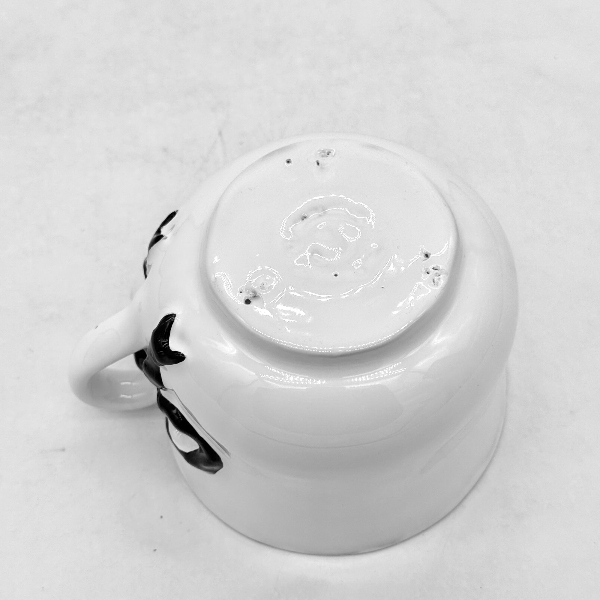 Marie-Antoinette black ribbon cup