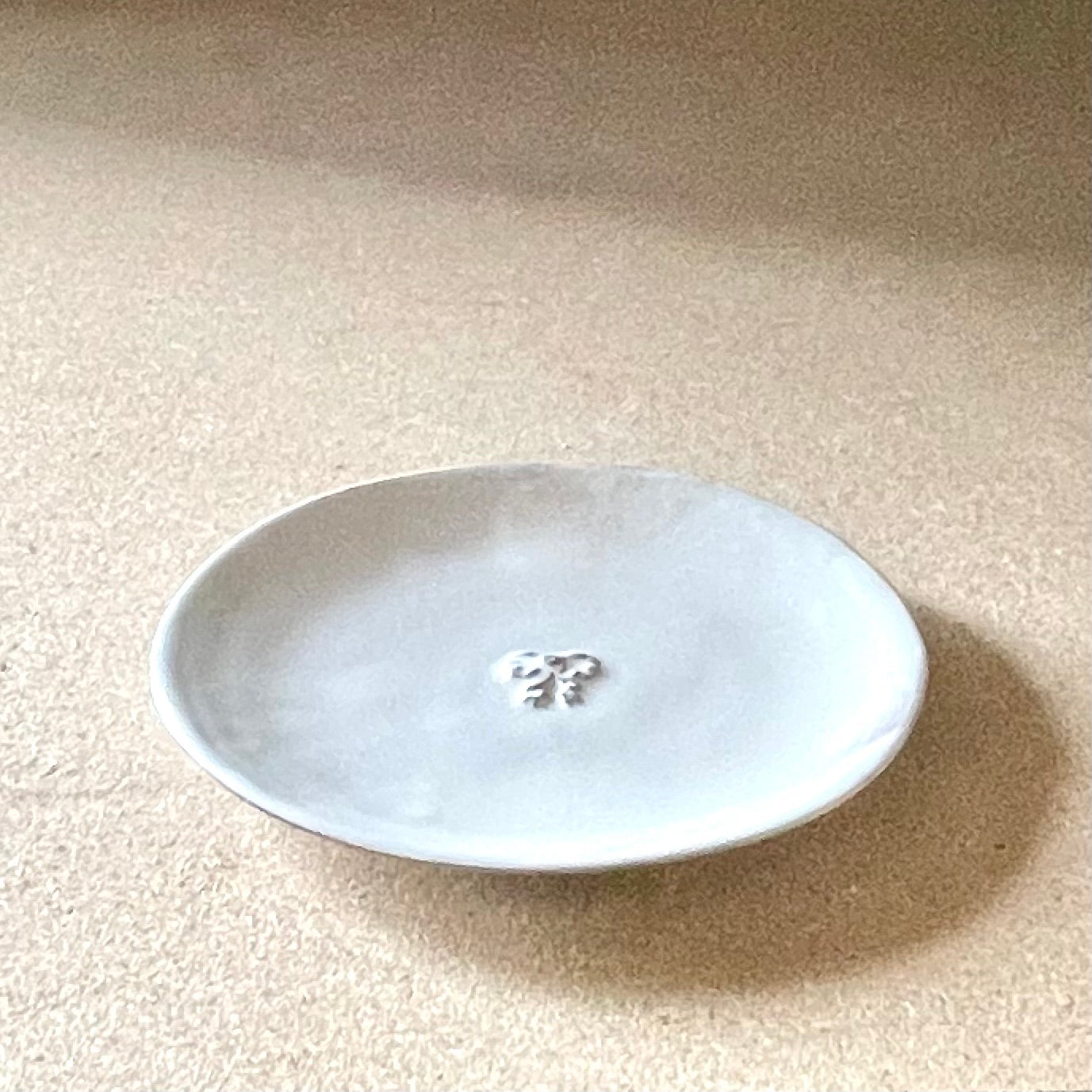 Marie-Antoinette knot plate-CARRON-Paris