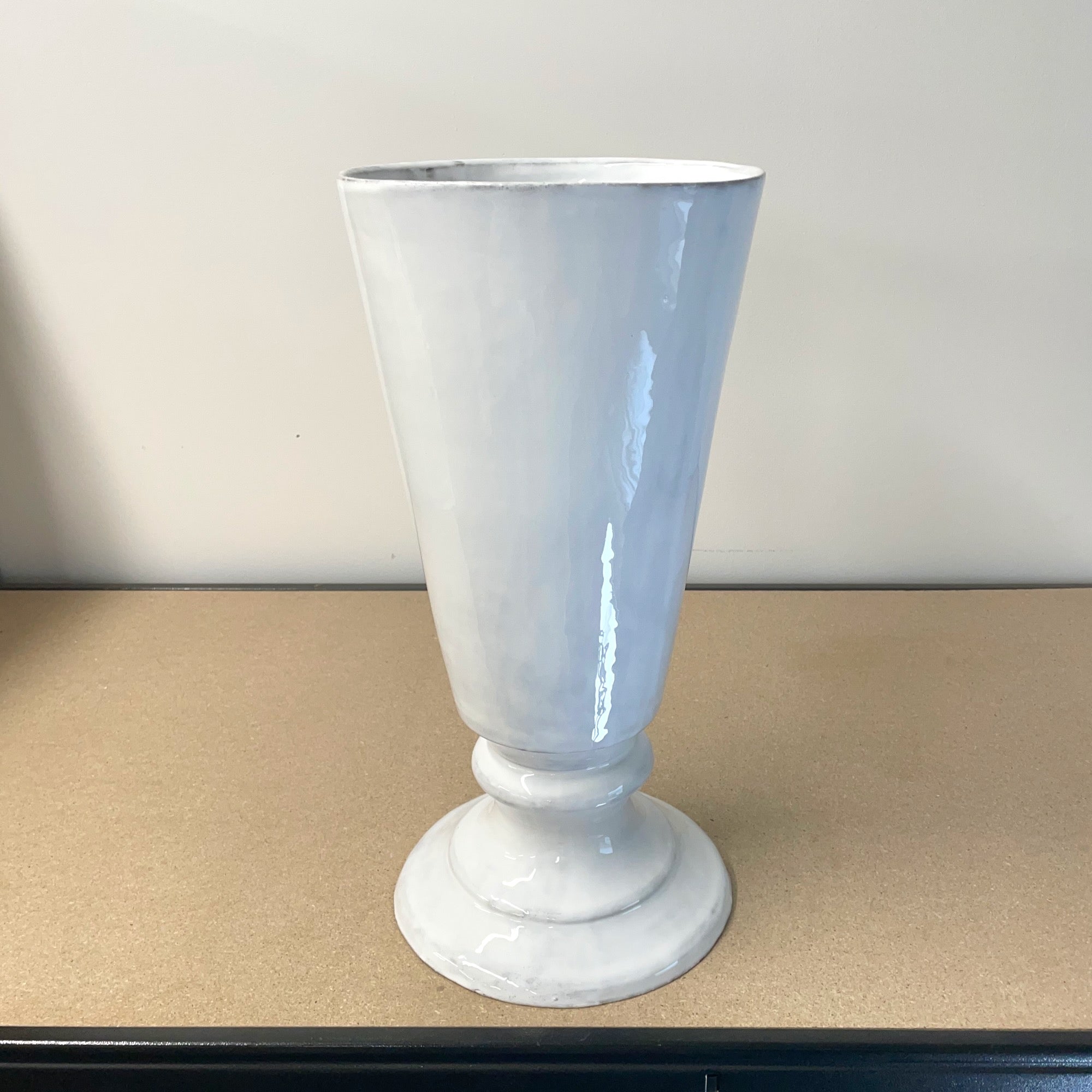 Paris footed vase-L (⌀20 H42)-CARRON-Paris