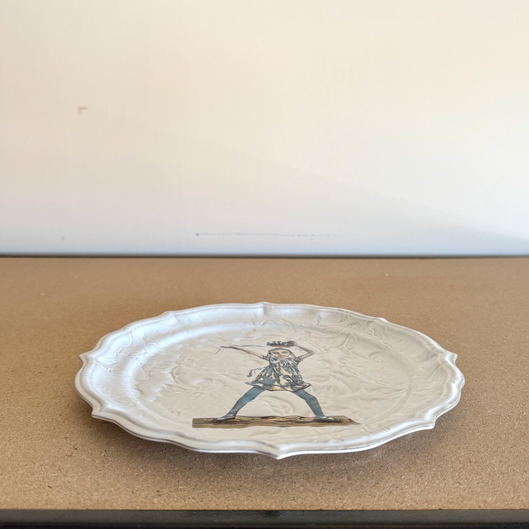 Assiette Campagne Pivoine avec danseur