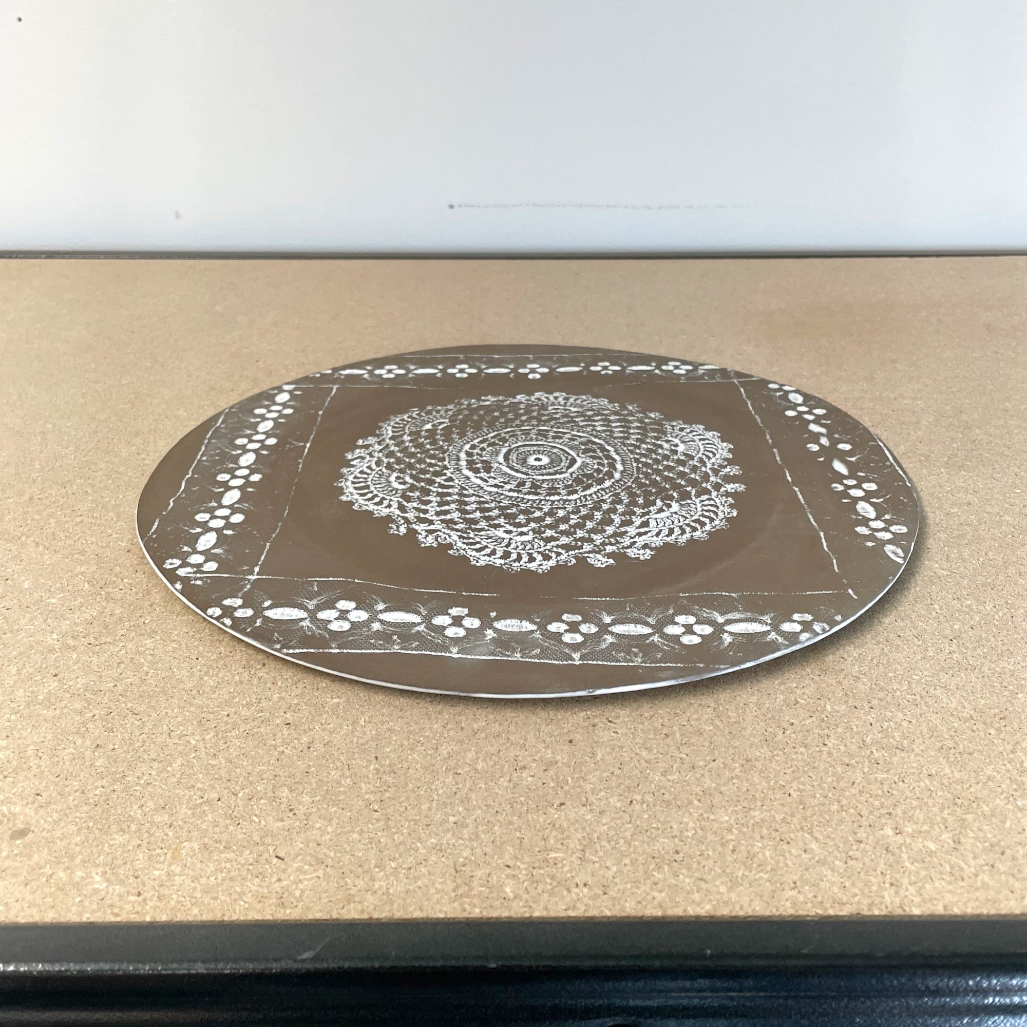 Dentelle raw clay plate-Serving plate (31x31x1,6cm)-CARRON-Paris