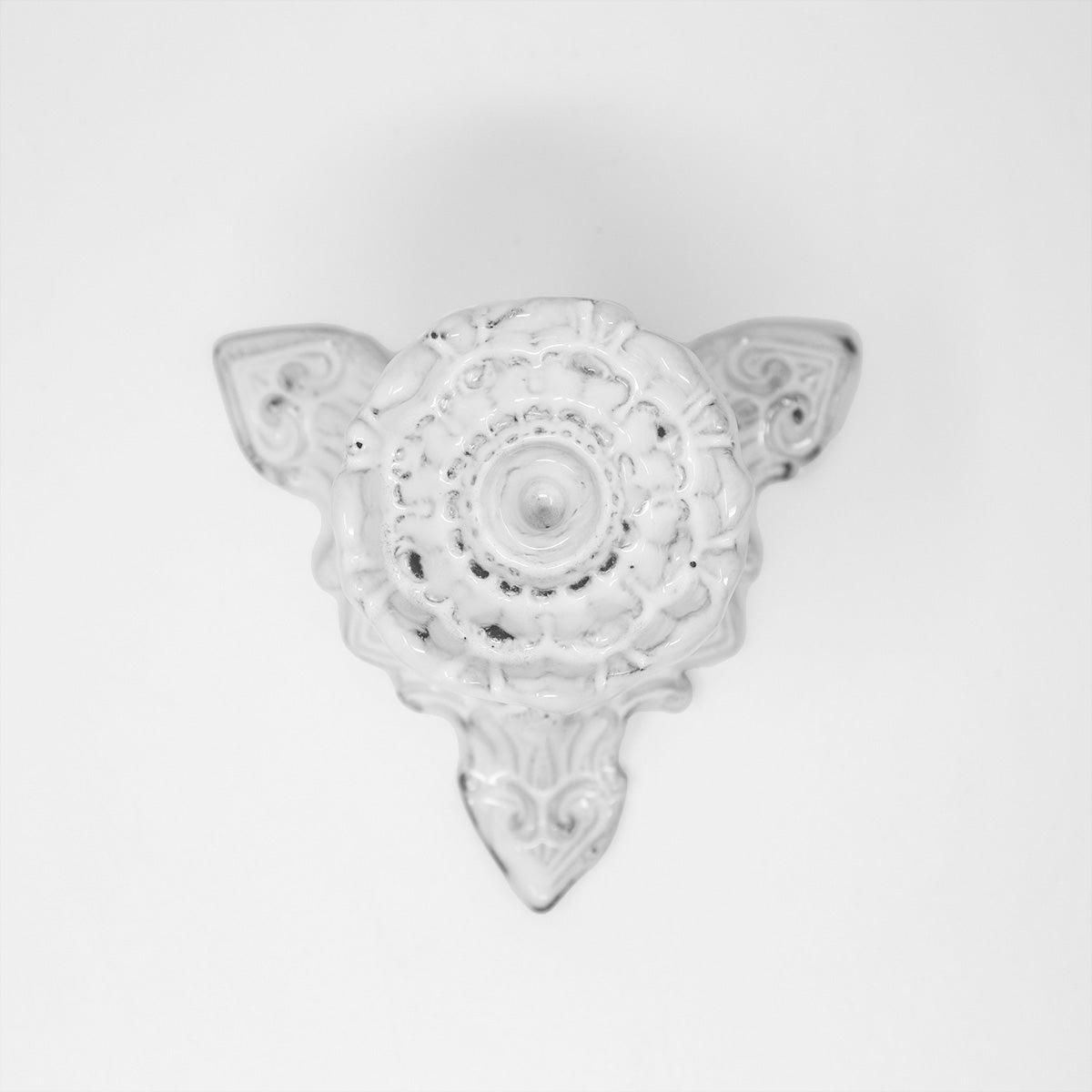 Pivoine candle holder + taper thin candle pack