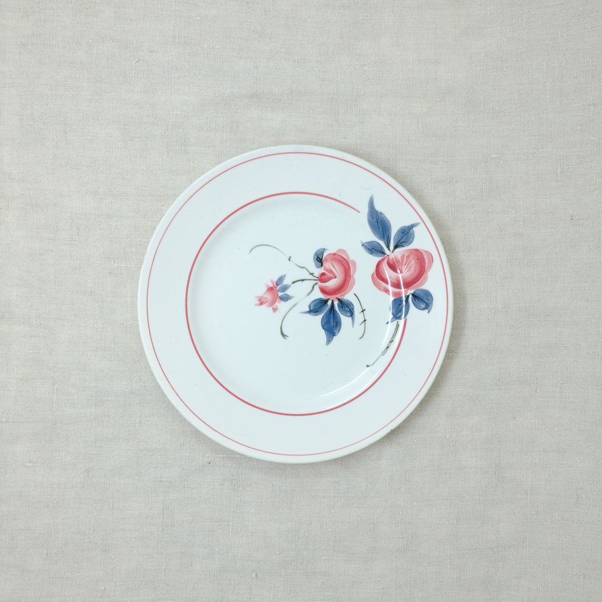 Red circle flower plate | French handmade ceramic plate | CARRON Paris