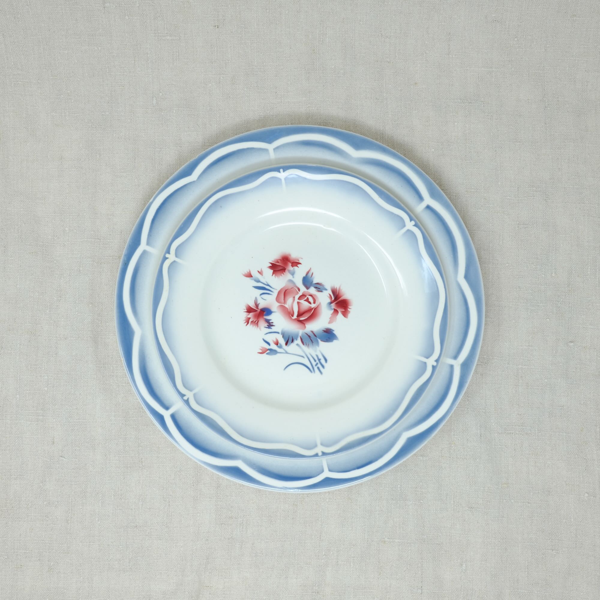 Red rose blue-framed plate-n°2-CARRON-Paris